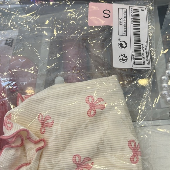 Dog clothes - Picture 4 of 5